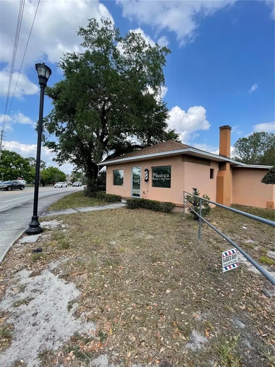 Listing photo