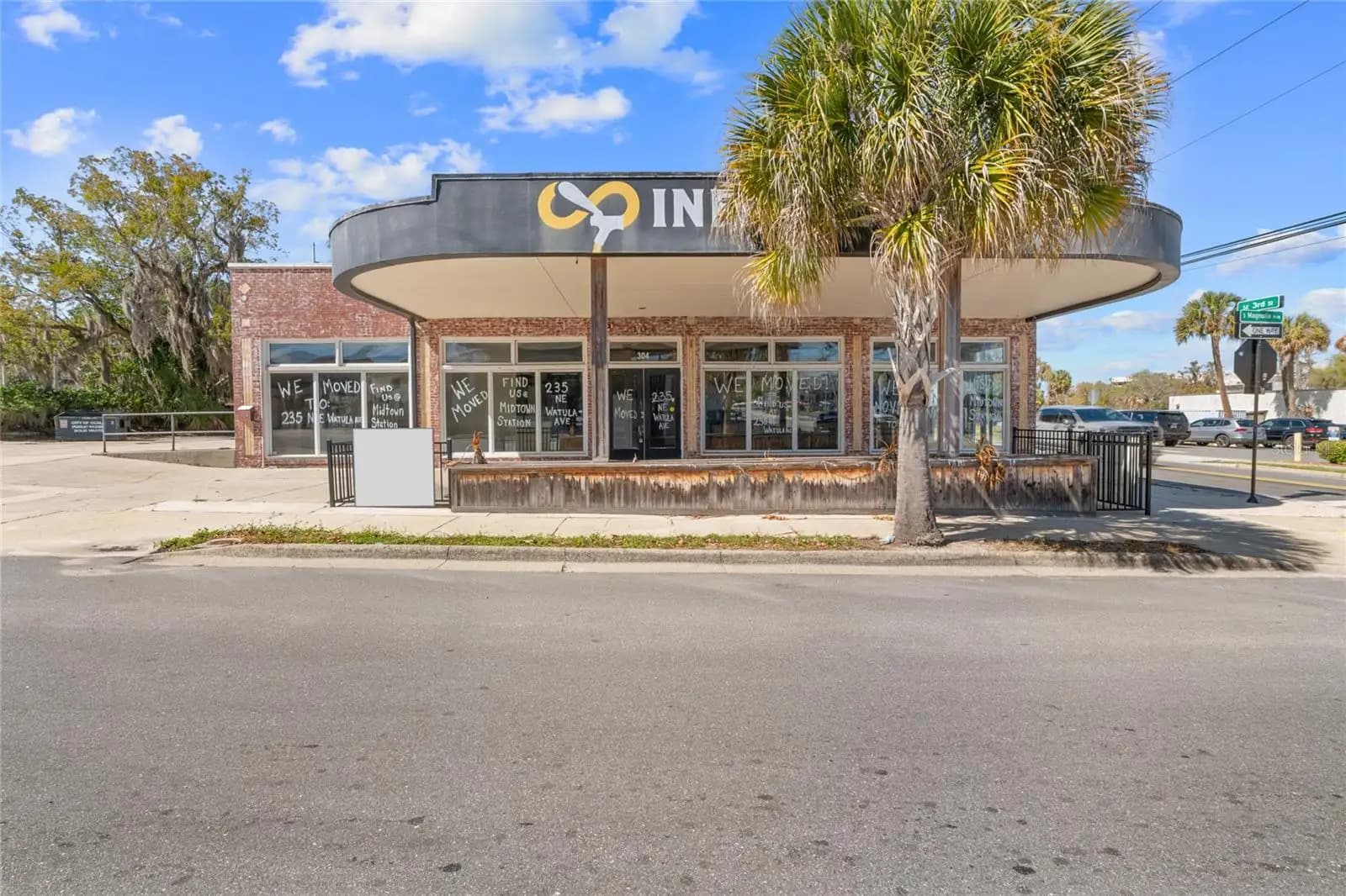 Listing photo