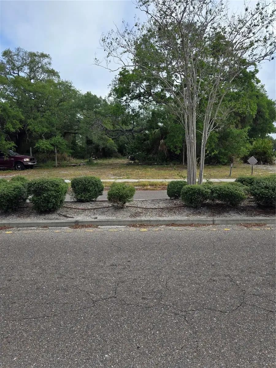 Listing photo