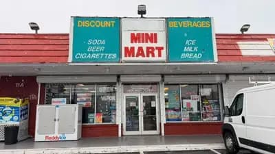 MINI MART