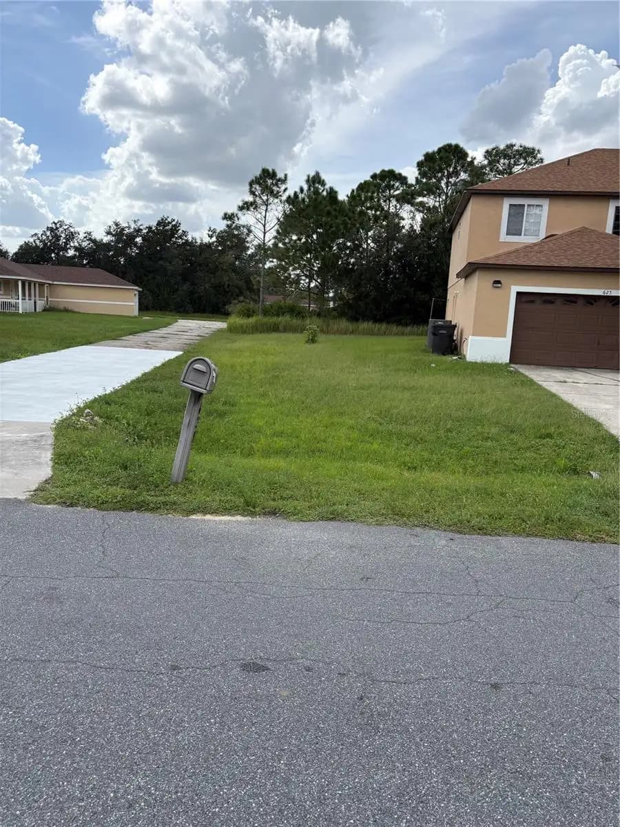 Listing photo